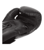قفازات الملاكمة فينوم